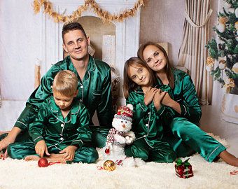 Matching Sleepwear, Plus Size Pyjamas, Matching Family Christmas Pjs, Family Matching Pjs, Holiday Pjs, Xmas Pajamas, Pyjama Satin, Family Pajama Sets, Christmas Jammies