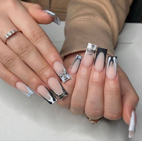 Birthday Inspired Nails Short, Playboi Carti Nails, Square Acrylic Nails Long, Nail Inspo Y2k, Bday Nails, Small Nails, Red Autumn, Punk Nails, Nails Stiletto