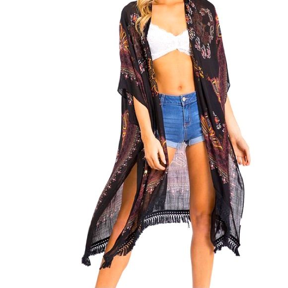 Just In And Just Perfect! A Osfm Boho Style Caftan. Black With Shades Of Red And Grey This Piece Is Super Versatile And Can Be Worn So Many Different Ways. From The Beach To The Office Or With Your Favorite Leggings To Brunch. Black Spring Festival Cover-up, Black Fall Vacation Cover-up, Casual Black Cover-up For Beach, Casual Black Beach Cover-up, Summer Black Open Front Cover-up, Casual Black Open Front Cover-up, Black Open Front Cover-up For Festival, Black Open Front Cover-up For Vacation, Casual Open Front Festival Cover-up