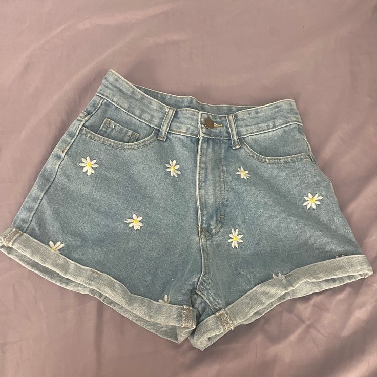 Shein Daisy Floral Embroidered Jean Shorts Size 2 (Xs) Never Worn Good Condition. They Run A Little Bit Big. Will Be Washed Before Shipping. Cute Denim Blue Bottoms For Spring, Trendy Mid-rise Bottoms With Floral Embroidery, Cute Embroidered Blue Bottoms, Embroidered Light Wash Bottoms For Spring, Cute Embroidered Spring Jeans, Casual Denim Bottoms With Floral Embroidery, Casual Floral Embroidery Jean Shorts For Spring, Cute Embroidered Denim Bottoms, Trendy High Rise Bottoms With Floral Embroidery