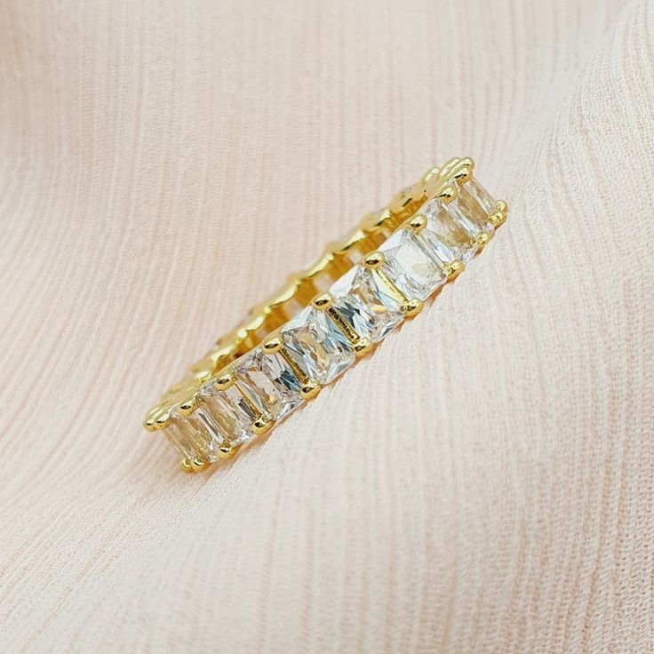 "Fashion Gems Full Around Zircon Beautiful Eternity Rings For Woman, Marr9247 Ring Size: 6 Stone: Cubic Zircon Material: Gold Plated Brass Attractive Packaging Other Available Ring Size: 6 7 8 9 Buy Any 2 Items For $25 (Message Me For Bundle) 100% Brand New Thank You!" Luxury Wedding Rings, Dainty Wedding Ring, Unique Rings Vintage, Eternity Rings, Princess Ring, Engagement Ring Sizes, Luxury Rings, Zircon Ring, Beaded Rings