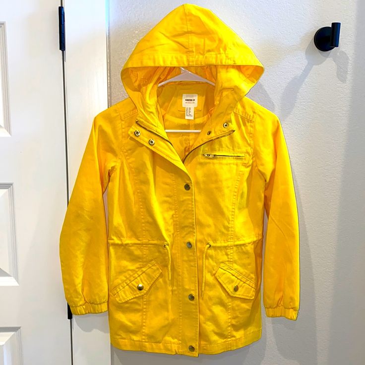 Euc Size 9/10 9 10 Girls Canary Yellow Anorak Jacket Coat Hooded Hoody Hoodie Nwot New But Without Tags By Forever 21 Girls Non Smoking Home Fall School Outerwear With Adjustable Hood, Yellow Hooded Parka With Pockets, Fall Outerwear With Adjustable Hood For School, Trendy Yellow Hooded Outerwear, Casual Yellow Parka For Fall, Spring Yellow Outerwear With Drawstring Hood, Casual Fall Windbreaker For School, Casual Yellow Outerwear With Adjustable Hood, Casual Yellow Outerwear For School