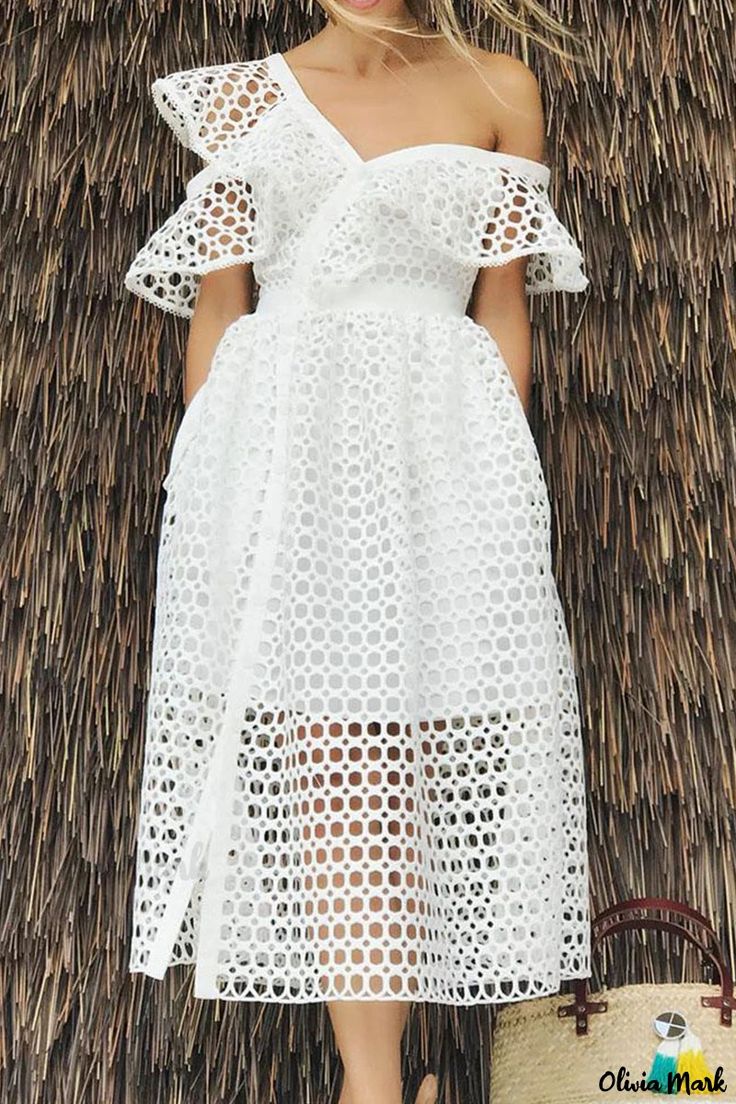 Olivia Mark - Ladies Sophisticated White Hollow-Outlined A-Line Dress with V-neck Design and Patchwork Detailing A Line Long Dress, Afrikaanse Mode, Maxi Dress Outfit, Plus Size Bodycon Dresses, High Street Fashion, Dress Women Elegant, Stil Inspiration, Summer Party Dress, White Dress Summer