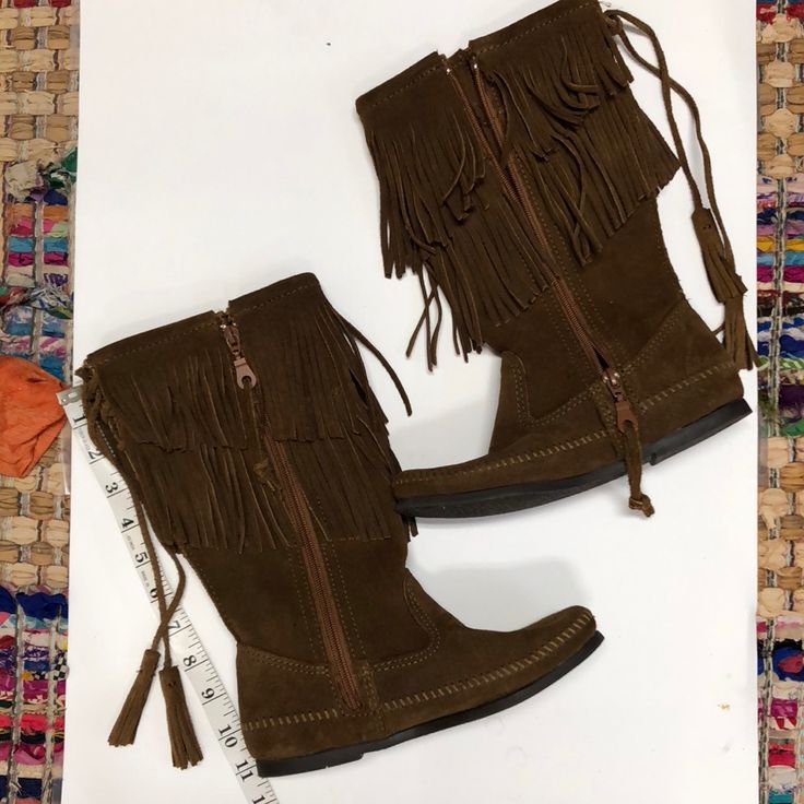 Excellent Condition Never Worn Leather Boots Casual Leather Fringe Boots, Casual Suede Fringe Boots, Casual Ranch Boots With Closed Toe, Casual Closed Toe Boots For Ranch, Bohemian Suede Winter Boots, Bohemian Brown Suede Boots, Suede Fringe Boots With Closed Toe, Bohemian Winter Suede Boots, Casual Suede Boots For Rodeo