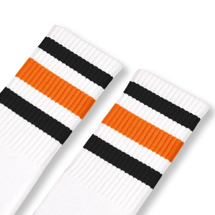 The white body w/ black & orange stripes socks are perfect for any team that has black and orange. The San Francisco Giants, the Philadelphia Flyers, and the Cincinnati Bengals all have these colors in their uniforms so your socks will look good with anything you choose to wear. Not only does this color combination look great but it also adds way more comfort to your feet. These socks are made with high quality cotton that is not only supportive but it feels great on your feet too. The Extra Poi Casual Striped Sports Socks, White Casual Socks With Ribbed Cuffs, Casual White Socks With Ribbed Cuffs, Casual White Breathable Knee-high Socks, White Casual Socks With Three Stripes, Casual White Socks With Three Stripes, Casual Black Socks For Sports Events, Black Cotton Sporty Socks, White Sporty Socks