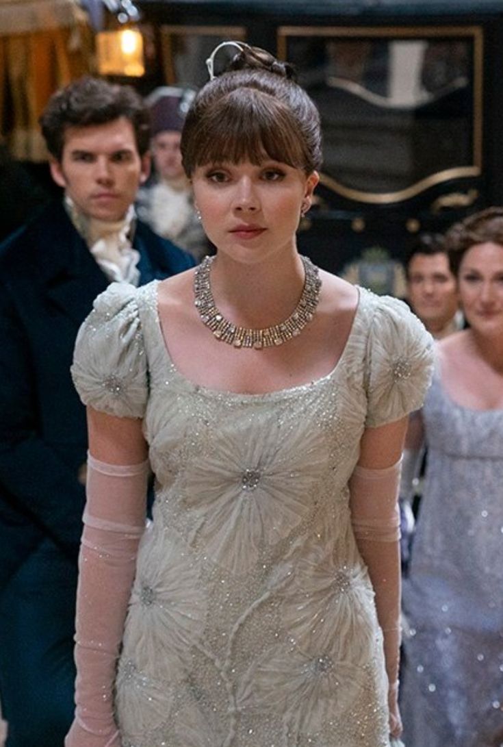 Eloise Bridgerton, Bridgerton Season 3, Rococo Dress, Regency Era Fashion, Famous Outfits, Regency Dress, Special Clothes, Iconic Dresses, Costume Designer