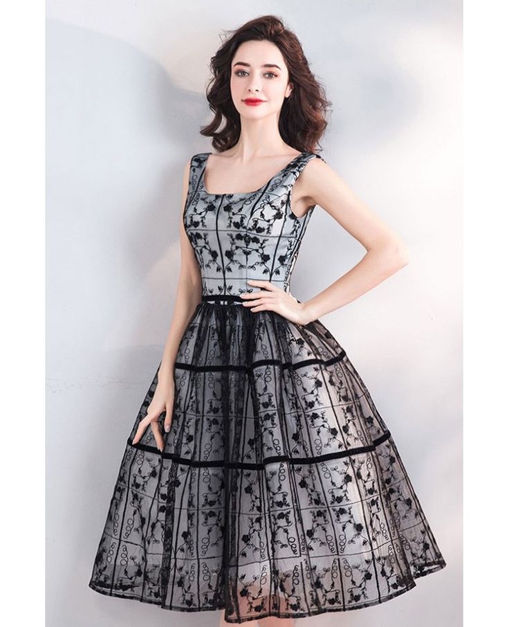 Vintage Chic Black Lace Tulle Ball Gown Short Party Dress Wholesale #T69015 - GemGrace.com Cheap Vintage Party Dresses, Black Dress Long Elegant Miggon 🛍️, White And Black Tea Length Dress, Elegant A-line Vintage Party Dress, Black Sleeveless Gown For Banquet, Black Sleeveless Prom Gown, Elegant Knee-length Party Gown, Fitted Knee-length Party Gown, Black Fitted A-line Gown