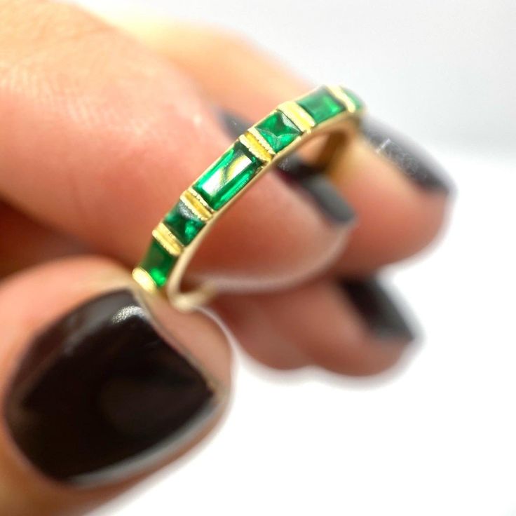 Modern Green Emerald Jewelry, Modern Emerald Rings With Baguette Cut, Modern Green Emerald-cut Jewelry, Modern Green Emerald Ring For Formal Occasions, Modern Formal Green Emerald Ring, Modern Green Geometric Jewelry, Modern Baguette Cut Emerald Ring For May Birthstone, Modern Baguette Cut Emerald Ring, Modern Green Emerald Ring