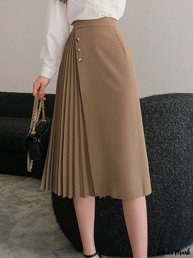 Olivia Mark - Pleated A-Line Midi Skirt with High Waist and Flowy Hem Elegant Skirt Outfits, High Waist Pleated Skirt, A Line Midi Skirt, Skirt Elegant, High Waisted Pleated Skirt, Rock Outfit, Legging Outfits, Elegant Skirt, Linnet