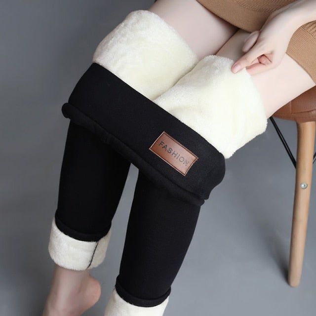 It is a cute, cozy, super thick cashmere leggings for women, females, ladies and teen girls in autumn and cold winter. Fleece-lined pants, Thermal Sherpa, Lined design, keep you warm in cold winter, High waisted elastic waist, Simple design but still fashion. Feel safe, soft and comfortable, easy to match and go out. SUPER COMFORTABLE: This warm thermal pants set for women is made of soft fleece sherpa and spandex and lined with a soft fleece lining that will keep you warm without adding extra b Flannel Streetwear, Floral Print Short Dress, Cashmere Leggings, Wool Leggings, Thermo Leggings, Cashmere Pants, Thermal Pants, Warm Pants, Thermal Leggings