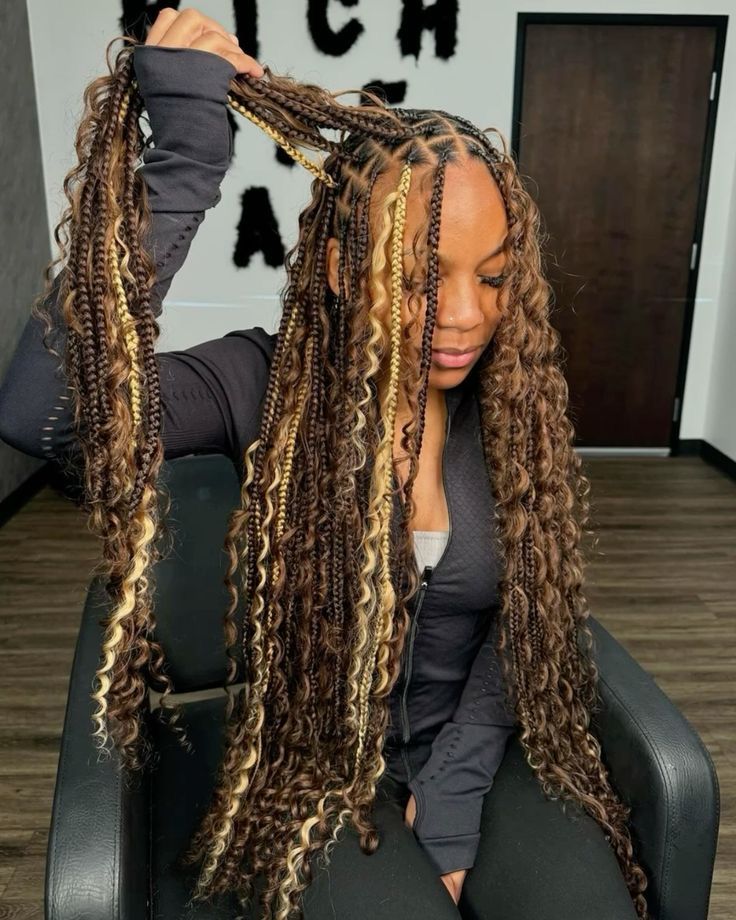 Brown And Blonde Knotless Braids, Highlight Braids, Fall Braids Black Women, Boho Braids With Color, Blonde Braided Hairstyles, Pretty Braids, Braided Hairstyles For Black Women Cornrows, Braids Ideas, Goddess Braids Hairstyles