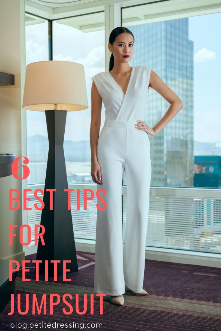 Follow these styling tips to find the best petite jumpsuits for short women. Jumpsuits For Women Formal, 50s Fashion Casual, Best Formal Dresses, Petite Bloggers, Formal Jumpsuit, Petite Jumpsuit, Jumpsuit Dressy, Older Women Fashion, Short Women