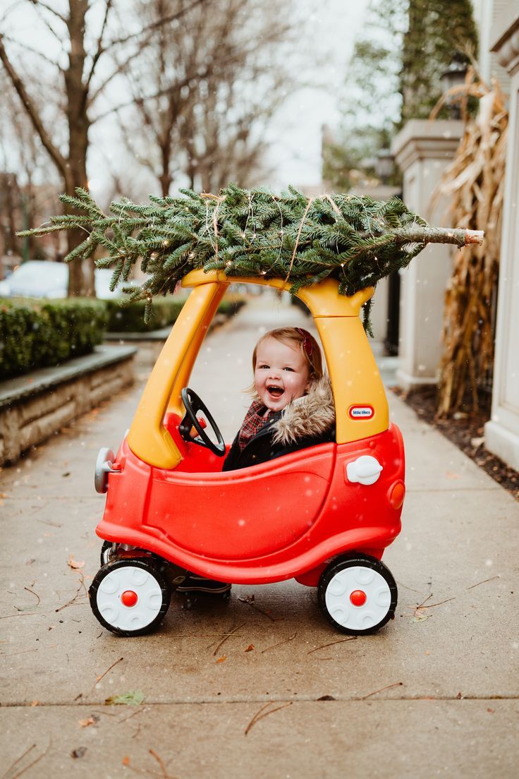 Toddler Christmas Photos, Baby Christmas Photography, Christmas Baby Pictures, Baby Christmas Photos, Xmas Photos, Family Christmas Pictures, Shower Bebe, Foto Baby, Christmas Family Photos