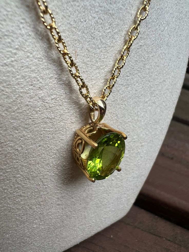 This stunning pendant exudes luxury with its 14kt yellow gold setting and Oval Green Peridot stone. Crafted with elegance and sophistication, this timeless piece is one to add to your collection. -14kt Yellow Gold Pendant-Oval Green Peridot StoneChain Details-14kt Yellow Gold Rolo Chain-16 inches Mens Gold Pendant, Dope Jewelry Accessories, Peridot Necklace, Peridot Stone, Dope Jewelry, Yellow Gold Setting, Green Peridot, Yellow Gold Pendants, Mens Gold