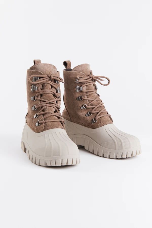 Patrol Boot Leaf Suede - Stutterheim (Global) Casual Lace-up Boots With Lug Sole For Outdoor, Rugged Lace-up Boots With Lug Sole, High-top Suede Boots With Lace-up Fastening, High-top Suede Boots With Front Lace-up, Suede High-top Boots With Front Lace-up, Trendy Outdoor Boots With Rubber Sole, Casual Suede Waterproof Boots With Lug Sole, Waterproof High-top Suede Lace-up Boots, Suede Waterproof Lace-up Boots With Lug Sole