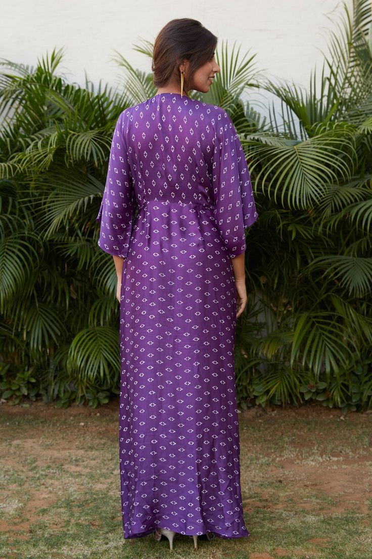 Buy Purple Modal Satin Embroidery V Neck Bandhani Print Cowl Dress For Women by Ruchira Nangalia Online at Aza Fashions. Traditional V-neck Dress With Digital Print, Bollywood Saree Dress With Digital Print, Navratri Silk Dress With Digital Print, Festive Bollywood V-neck Maxi Dress, Fitted Dress With Digital Print For Diwali, Anarkali Dress With Digital Print For Navratri, Fitted Digital Print Dress For Diwali, Festive V-neck Dress With Pallu, Diwali Digital Print Maxi Dress