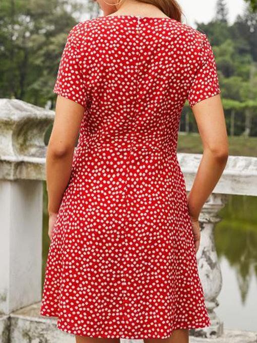 Gender:Women Type:Dresses Feature:Short Sleeve. Square Neck. Print Material:Polyester/Cotton Style:Casual/Fashion Color:Red Size:S. M. L. XL Please Note:All Dimensions Are Measured Manually With A Deviation Of 1 To 3cm Sundress Dress, Printed Summer Dresses, Fashion Color, Mini Dresses Summer, Mini Dresses, Fashion Colours, Chic Dress, Summer Dresses For Women, Cotton Style