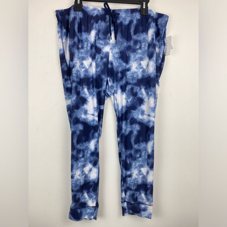 Old Navy Active Size Xxl Women’s Blue White Tie Dye Mid Rise Breathe On Joggers Nwt Approximate Flat Lay Measurements -22.5” Elastic Drawstring Waist -12.75” Rise -29” Inseam (926e) Blue Sleep Bottoms For Spring, Spring Sleep Bottoms In Blue, Blue Spring Sleepwear For Lounging, Blue Relaxed Fit Sleepwear With Elastic Waistband, Blue Sleep Pants For Spring, Blue Spring Sleep Pants, Blue Sleep Bottoms With Elastic Waistband, Casual Blue Sleep Bottoms, Casual Blue Sleepwear Pants