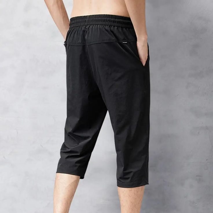 Achieve Your Best Look with Elastic Waist Length Cropped Workout Trousers

Elevate your workout wardrobe with our Elastic Waist Length Cropped Workout Trousers from SharksFit. Designed for comfort and performance, these cropped trousers are the perfect blend of style and functionality, making them ideal for any fitness routine or casual outing.

Key Features:

 	Comfortable Elastic Waistband: The elastic waistband provides a secure and comfortable fit, allowing for easy movement during workouts. Black Relaxed Fit Bottoms For Training, Casual Black Joggers For Workout, Black Activewear With Elastic Waistband And Athletic Fit, Casual High Stretch Sweat Resistant Activewear, Black Casual Sweatpants For Gym, Casual Black Sweatpants For Gym, Sweat Resistant High Stretch Casual Activewear, Functional Black Activewear With Comfort Stretch, Comfort Stretch Cotton Bottoms For Gym