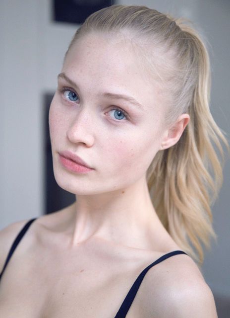 Scandinavian Models Female, Blond Hair Pale Skin, Pale Models, Pale Girl Aesthetic, Pale Blonde Girl, Very Pale Skin, Camilla Christensen, Pale Skin Beauty, Natural White Hair