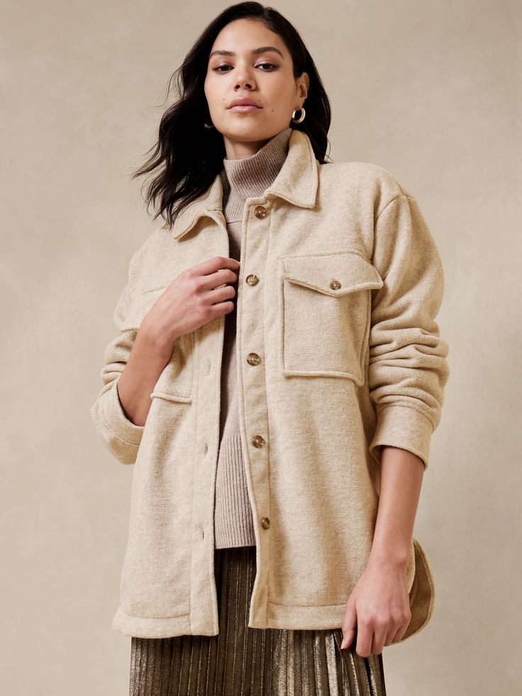 Shacket | Banana Republic Factory Colorful Blazers, Looks For Spring, Casual Denim Outfits, Shacket Outfit, Jean Trench Coat, Denim Looks, Casual Blazer Women, Crew Neck Cardigan, Khaki Jacket