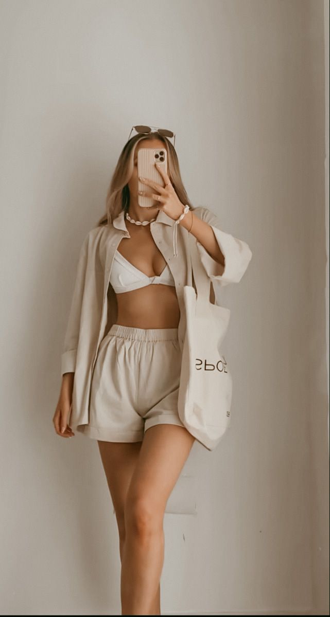 Summer Outfit Women Casual, Summer Outfits Neutral Colors, Travel Abroad Outfits Summer, Semiformal Wedding Guest Attire, Outdoor Dinner Outfit Summer, Outfit For Pool Day, Trendy Shoes 2023 Summer, Ecuador Vacation Outfits, European Style Outfits Summer