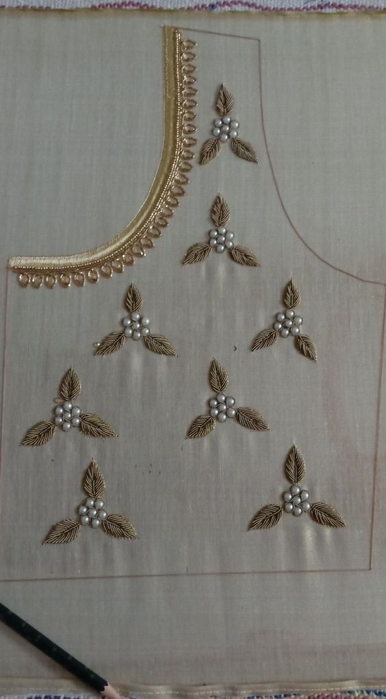 hand embroidery Handwork Jardosi Blouse Design, Dabka Embroidery Neck Designs, Hand Embroidery Zardozi Designs, Dabka Work Embroidery Blouse, Simpal Work In Blouse, White Stone Aari Work Blouse, Zardosi Embroidery Blouse Design, Zardosi Neck Designs, Simpal Blouse Design