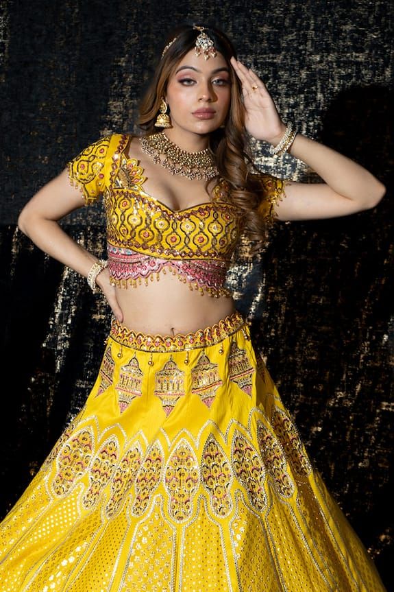 Yellow and rani pink banarasi silk flared kalidar lehenga with Mughlai shamiyana embroidery using multi resham thread, sequins, cutdana, gota patti, zari highlights. Paired with a flattering sweetheart neck blouse with floral mahal sequin, cutdana embroidery, dangling glass beads highlights and a floral woven banarasi silk dupatta. - Aza Fashions Sweetheart Neck Blouse, Kalidar Lehenga, Raw Silk Embroidery, Cutdana Embroidery, Rani Pink, Yellow Blouse, Silk Dupatta, Silk Embroidery, Sweetheart Neck