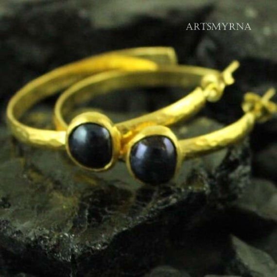 ARTSMYRNA METAL: 925k Silver GEM: Pearl (lab created) Diameter Stone Size: 11x9 mm COATING: 24k gold over (We can made a special type of coating for your personal preference ) MATERIEL : 925K Sterling Silver ( Some of my items vermeil gold over silver for looks rich . But i can finish in silver too ) Features of Pearl Stone * The origin of the cultured pearls, which is obtained by putting a piece of mother-of-pearl on the oysters for 4-5 years, is expected to cover it with its own target. * Pear Hand Forged Wedding Earrings, Hand Forged Round Earrings For Anniversary, Handmade Hoop Pearl Earrings For Anniversary, Handmade Pearl Hoop Earrings For Anniversary, Hand Forged Elegant Hoop Earrings As Gift, Elegant Hand Forged Hoop Earrings As Gift, Hallmarked Round Hoop Earrings As Gift, Handmade Small Hoop Pearl Earrings For Gifts, Hammered Hoop Earrings For Wedding