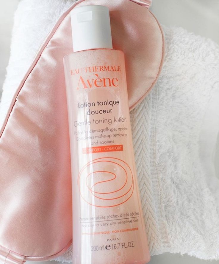 Eau Thermale Avène on Instagram: “Sundays are for beauty sleep 💤. Before your head hits the pillow, use Gentle Toning Lotion to remove all traces of the weekend 𝘸𝘪𝘵𝘩𝘰𝘶𝘵…” Toner For Oily Skin, Avene Thermal Spring Water, Thermal Spring Water, Skincare For Oily Skin, The Beauty Chef, Eau Thermale Avene, Hydrating Toner, Thermal Spring, Skin Medica