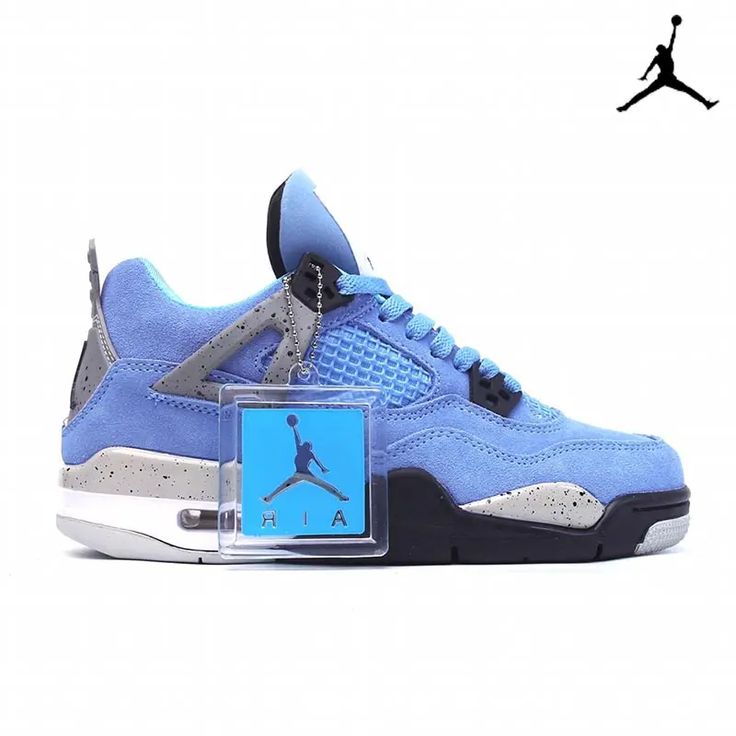 Nike Retro 4, Jordan 4’s, Drip Outfit Men, Nike Retro, Jordan Shoes Retro, Shoes Retro, Retro 4, Cute Nike Shoes, University Of North Carolina