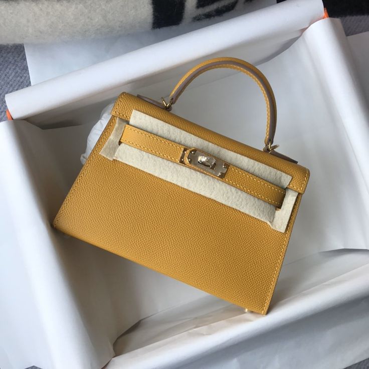 HM Kelly 19 Yellow With Gold Toned Hardware Bag For Women Mini Kelly, Womens Handbags, Brown Bag, Hermes Bags, Brown Bags, Types Of Bag, Bag For Women, Fun Bags, Women's Bags