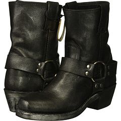 Frye Harness 8R Rugged Moto Boots With Buckle Closure For Biker Events, Rustic Moto Boots With Leather Lining, Vintage Oiled Leather Moto Boots For Fall, Vintage Oiled Leather Moto Boots, Vintage Oiled Leather Moto Boots With Leather Footbed, Classic Moto Boots With Oiled Leather For Fall, Rugged Distressed Leather Moto Boots, Vintage Moto Boots With Oiled Leather, Western Oiled Leather Ankle Moto Boots