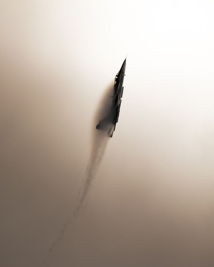 carving a path to the heavens - the Saab Gripen at #riat24 - - - - - - - - - - @airtattoo #riat2024 #RIATcompetition - #saab #saabaero #saabinthesky #saabgripen #gripen #jas39gripen #jas39 @saab - #aviation #aviationphotography #fighterjet #fighterpilot #czech @raffairford @philippetondeur1 @maverick7372345 @fighters_around_world1 Fighter Jets Wallpaper, Jet Photography, Jet Aesthetic, Uk Flag Wallpaper, Saab Gripen, Air Force Pictures, Jas 39 Gripen, Aerospace Design, Airplane Fighter