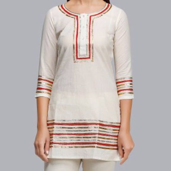 New With Tag Made From Kora Cotton Come With Kurta Top And Dupata No Pant Festive White Top With Resham Embroidery, Festive White Tops With Resham Embroidery, White Embroidered Straight Kurta Top, White Embroidered Straight Kurta Blouse, Traditional White Straight Kurta Top, Festive White Straight Kurta Top, White Tops With Resham Embroidery, Traditional White Festive Top, White Casual Kurta With Floral Embroidery