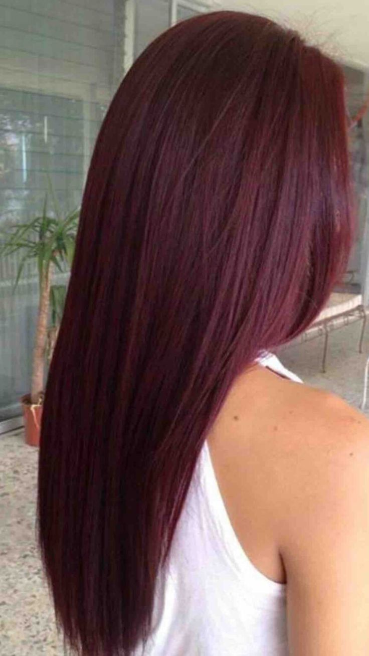 Pelo Color Vino, Burgundy Hair Dye, Hair Color Mahogany, Mahogany Hair, Hair Color Plum, Maroon Hair, Wine Hair, Red Hair Inspo, Hair Color Burgundy