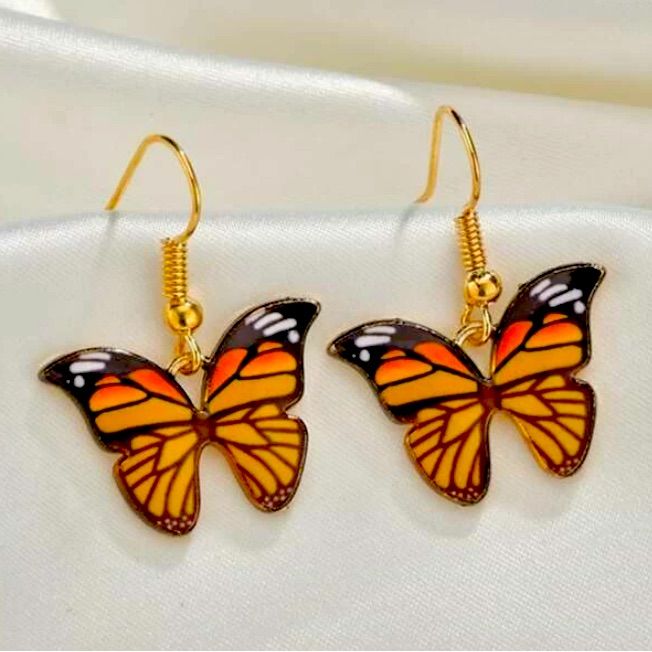 Monarch Black Yellow Butterfly Gold Drop Dangle Earrings New! Y2k Earrings, Yellow Butterflies, Cheap Earrings, Yellow Butterfly, Butterfly Shape, Butterfly Charm, Moda Vintage, Watches Women Fashion, Butterfly Earrings