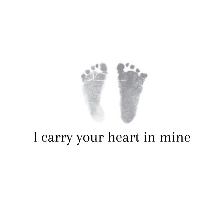 two footprints with the words i carry your heart in mine