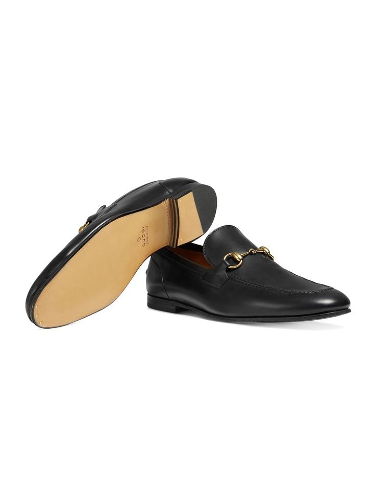 Gucci Flat Shoes, Gucci Jordaan Loafer, Gucci Jordaan, Shoes For Man, Flat Shoes Men, Black Flat Shoes, Mens Loafers Shoes, Black Flats Shoes, Formal Loafers