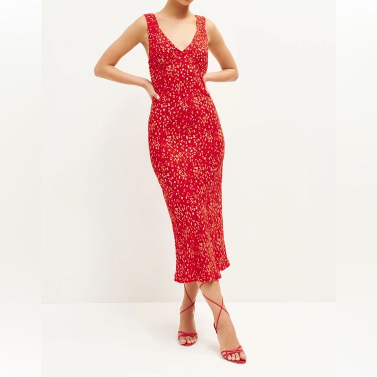 Reformation Beauden Dress Size M Color- Baila/ Nwt Red V-neck Dress For Casual Occasions, Elegant Red Floral Midi Dress, Elegant Red Fitted Floral Dress, Red Floral Print Midi Dress For Evening, Red Midi Length Spring Dress, Red Midi Length Dress For Casual Occasions, Fitted Red Floral Maxi Dress, Red Embroidered Midi Dress For Spring, Fitted Red Midi Dress For Dress Down Occasions