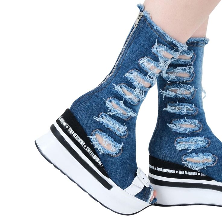 Denim Bags, Jeans Shoes, Denim Boots, Women's Sports, Denim Shoes, Denim Bag, Shoes With Jeans, Boots Shoes, Sports Shoes