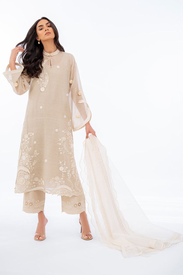 Lila (A) Pakistani Dresses Wedding, Dresses Design, Western Dress, Eyelet Embroidery, Corduroy Shirt, 3d Embroidery, Pakistani Dress, Indian Clothes, Organza Dupatta