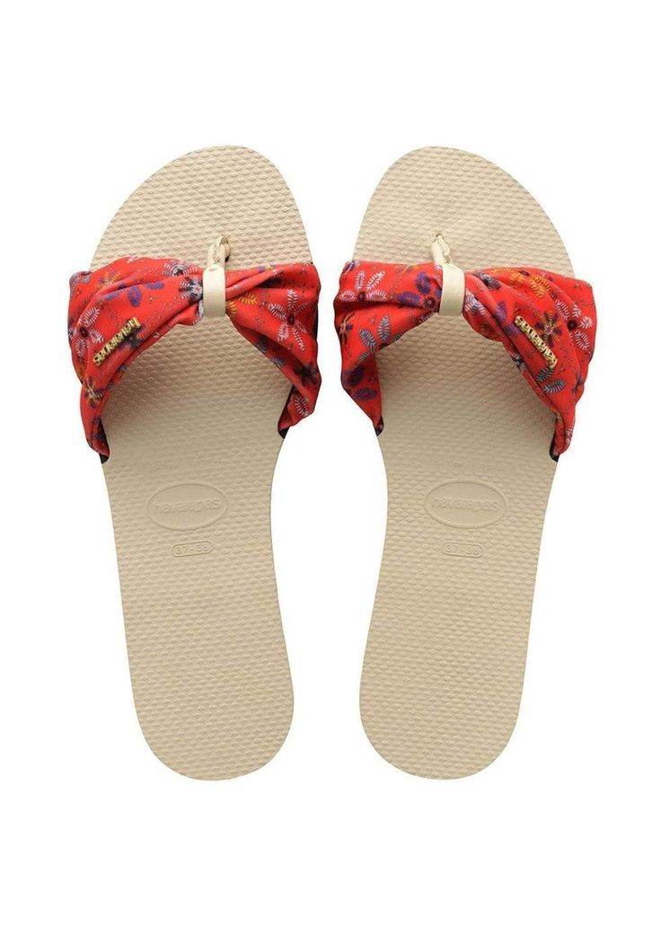 You Saint Tropez Sandal Beige Blush Shoes, Wedding Flip Flops, Diy Slippers, Company Picnic, Tory Burch Sandals, Their Story, Navy Shoes, Plot Twist, Beach Ready