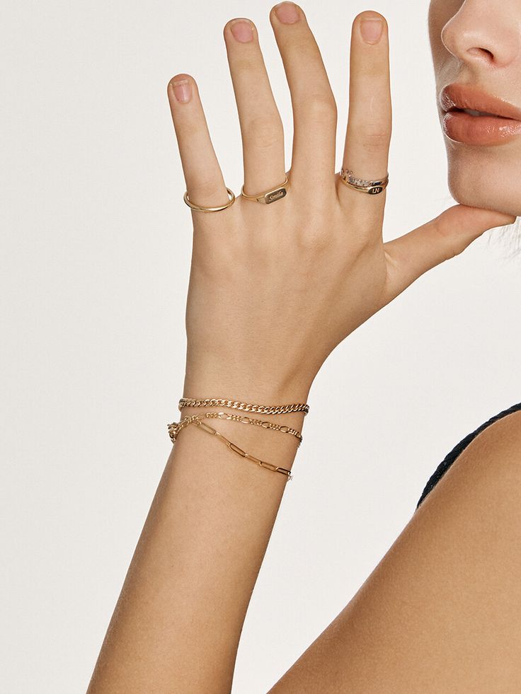 Editor's NotesJewelry collection from LUNNE will flatter any look gracefully.- Figaro chain bracelet- Timeless style- Minimal and chic- High shine texture- Claw clasp closure- Great layering with other accessoriesMeasurement (in.)- Chain W: 0.1 in.- Chain Length: 6 in./ 6.3 in./ 6.7 in./ 7in./ 7.5 in.Composition & Care- 14K Gold- Avoid direct heat and moisture- Wipe with a dry clothDesigner- by LUNNE Figaro Chains, Chain Lengths, Chain Bracelet, Timeless Fashion, Moisturizer, Chain, Color