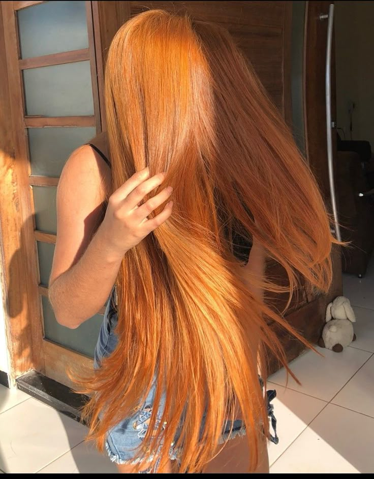 Ginger Blonde Hair, Ginger Blonde, Blonde Hair Extensions, Ginger Hair Color, Dyed Natural Hair, Copper Hair Color, Long Red Hair, Cat Eyes, Hair Inspiration Color