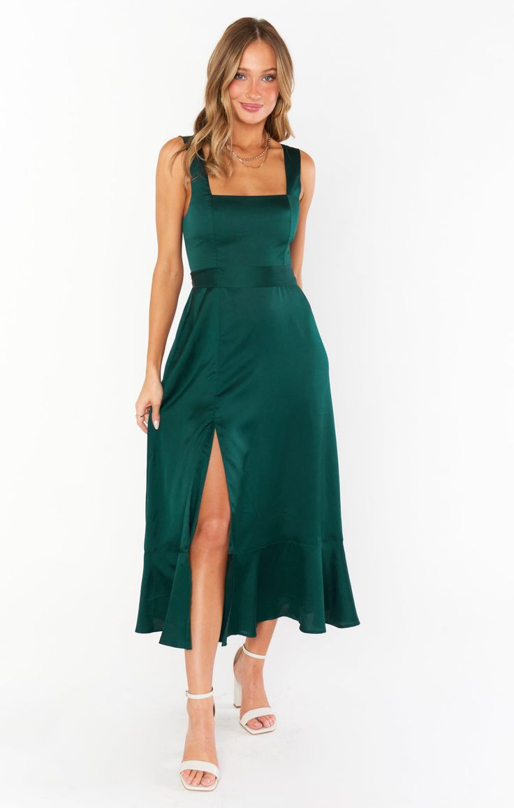 Check out Claire Midi Dress ~ Deep Emerald Luxe Satin. Get $10 off + free shipping with Club Mumu. Formal Family Photos, Bridesmaid Dresses Midi, Forest Green Bridesmaid Dresses, Garden Wedding Dress Guest, Midi Dress Wedding, Emerald Green Bridesmaid Dresses, Maternity Dress Outfits, Dark Green Bridesmaid Dress, Bridal Party Accessories