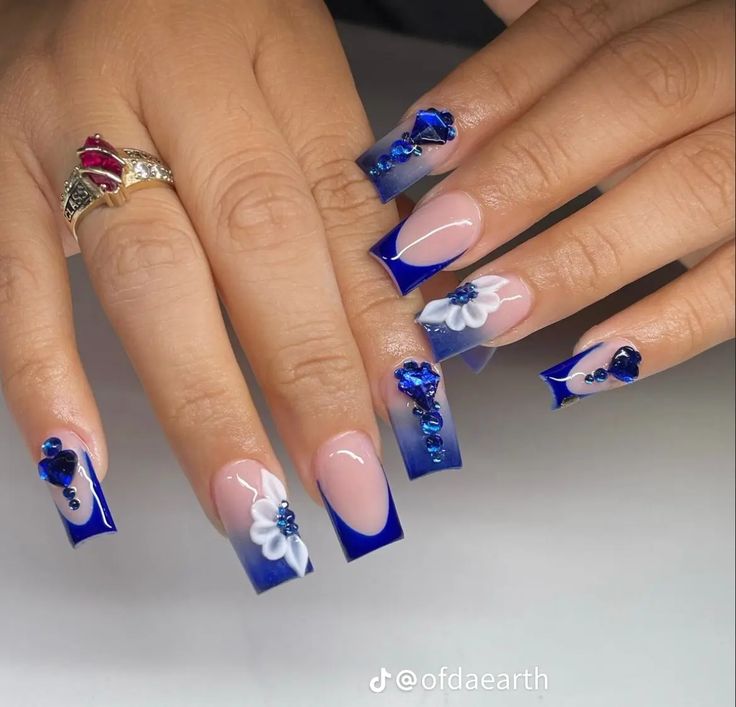 Royal Blue Acrylic Nails 3d Flower, Blue Nail Designs With Charms, Quince Nails Blue Short, Blue Nails With Design Short, Royal Blue Nails With Flowers, Nail Inspo Royal Blue, Royal Blue Nails Square, Royal Blue Bling Nails, Cute Royal Blue Nails