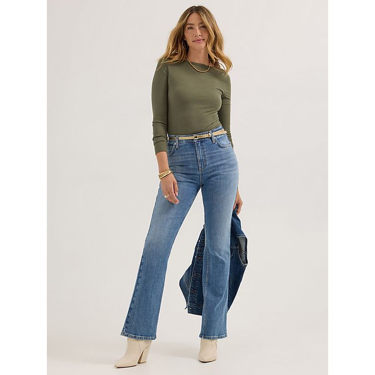 A new take on an old favorite, the Lee® Women’s High Rise Bootcut jeans are reimagining the bootcut for a whole new era. Starting with the details, these denim darlings come with a high-waist and our classic five-pocket design for a classic look that never goes out of style. Made from a soft cotton, these soft bootcuts breathe new life into every look. 99% Cotton, 1% Elastane. Set Free. 26 W / 33 Inches (M). Chic Flare Jeans For Fall, Trendy Medium Wash Flare Jeans For Fall, Chic Flare Jeans With Five Pockets For Fall, Trendy Fall Flare Jeans In Medium Wash, Trendy Fall Medium Wash Flare Jeans, Chic High Rise Flare Jeans For Fall, Chic Flare Jeans With Frayed Hem For Fall, Set Free, High Rise Bootcut Jeans