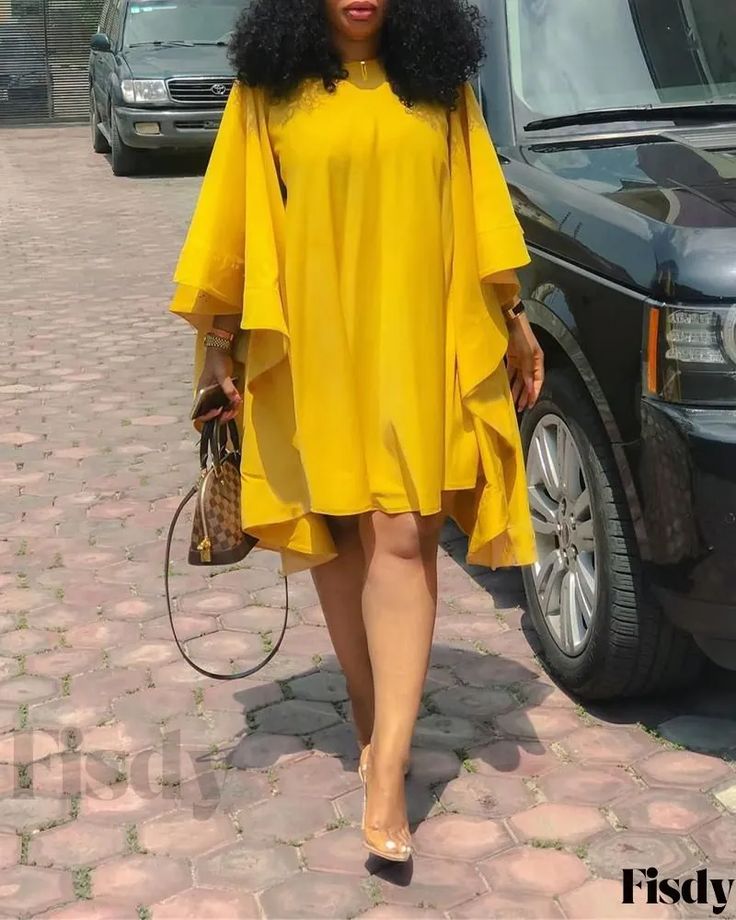 Fisdy - Elegante vestido vaporoso de manga murciélago para un estilo sofisticado Flowy Dress Casual, Yellow Long Sleeve Dress, Street Mode, Plus Size Elegant Dresses, Ladies Day Dresses, Asymmetrical Midi Dress, Pleated Mini Dress, Ruffle Long Sleeve, Round Neck Dresses