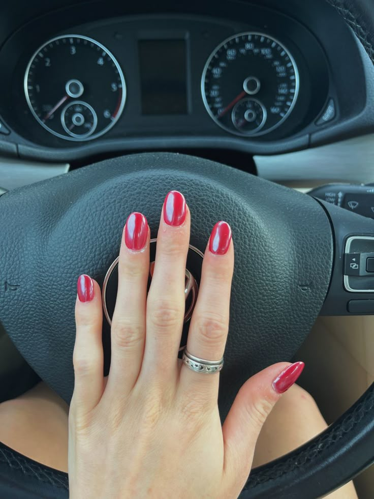 Red Chrome Dip Powder Nails, Fall Nail Ideas Chrome, Chrome On Red Nails, Red Nails With White Chrome, Red Nails With Pearl Chrome, Red Pearl Chrome Nails, Red Pearlescent Nails, Ref Chrome Nails, Red Frosted Nails